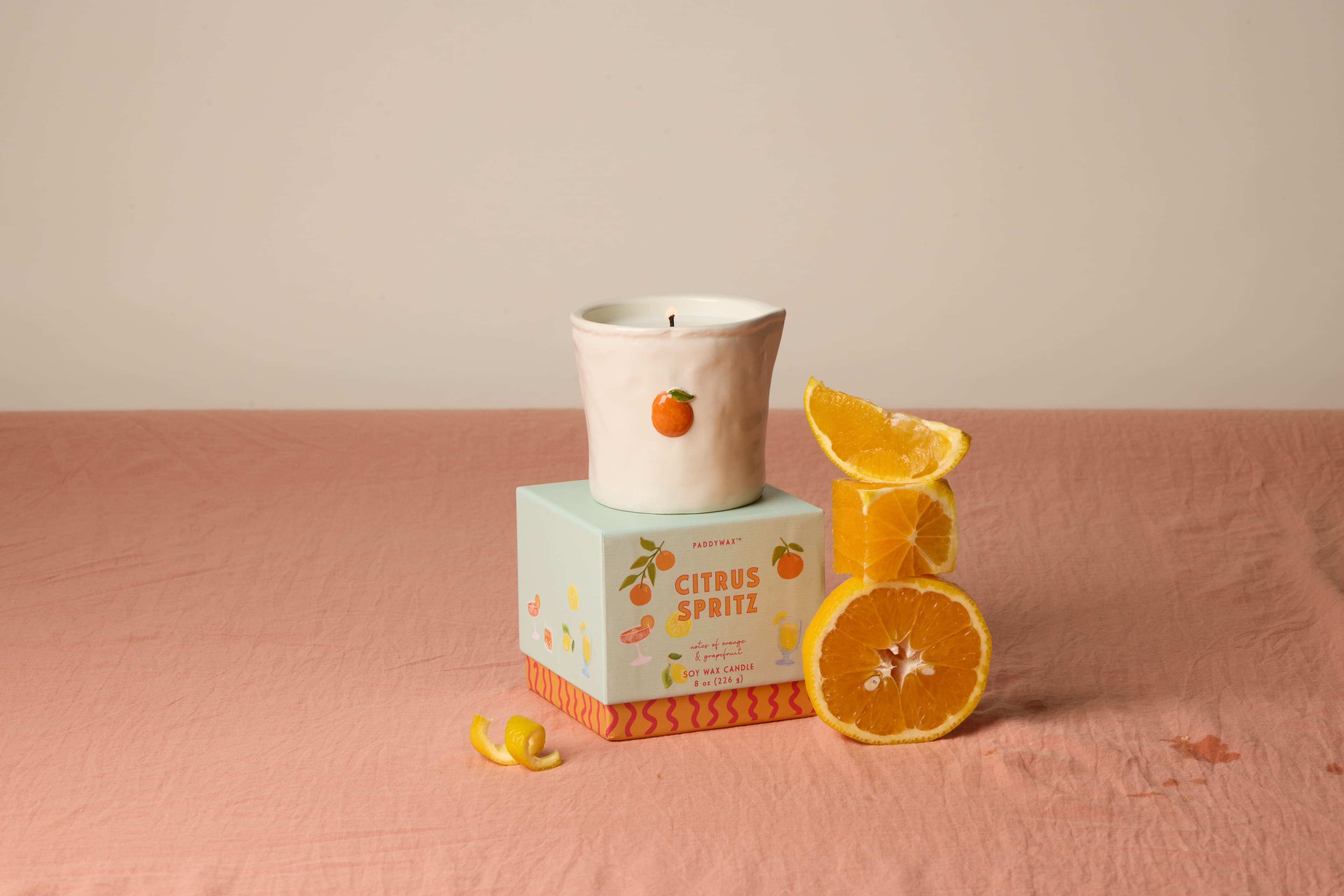 Świeca sojowa w ceramice - Bistro Paddywax – inne ujęcie