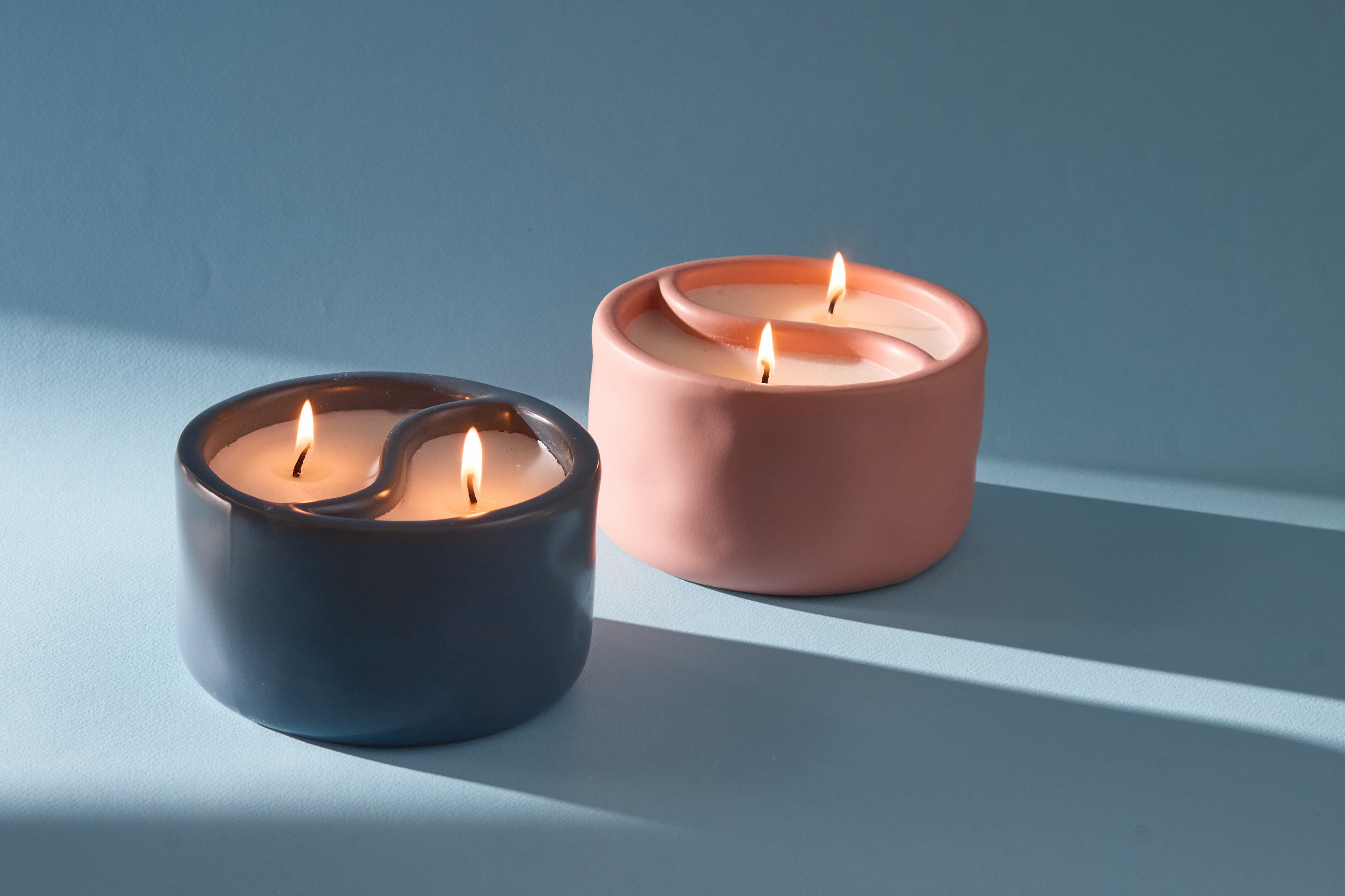 Świeca sojowa w ceramice - Paddywax Yin Yang – inne ujęcie