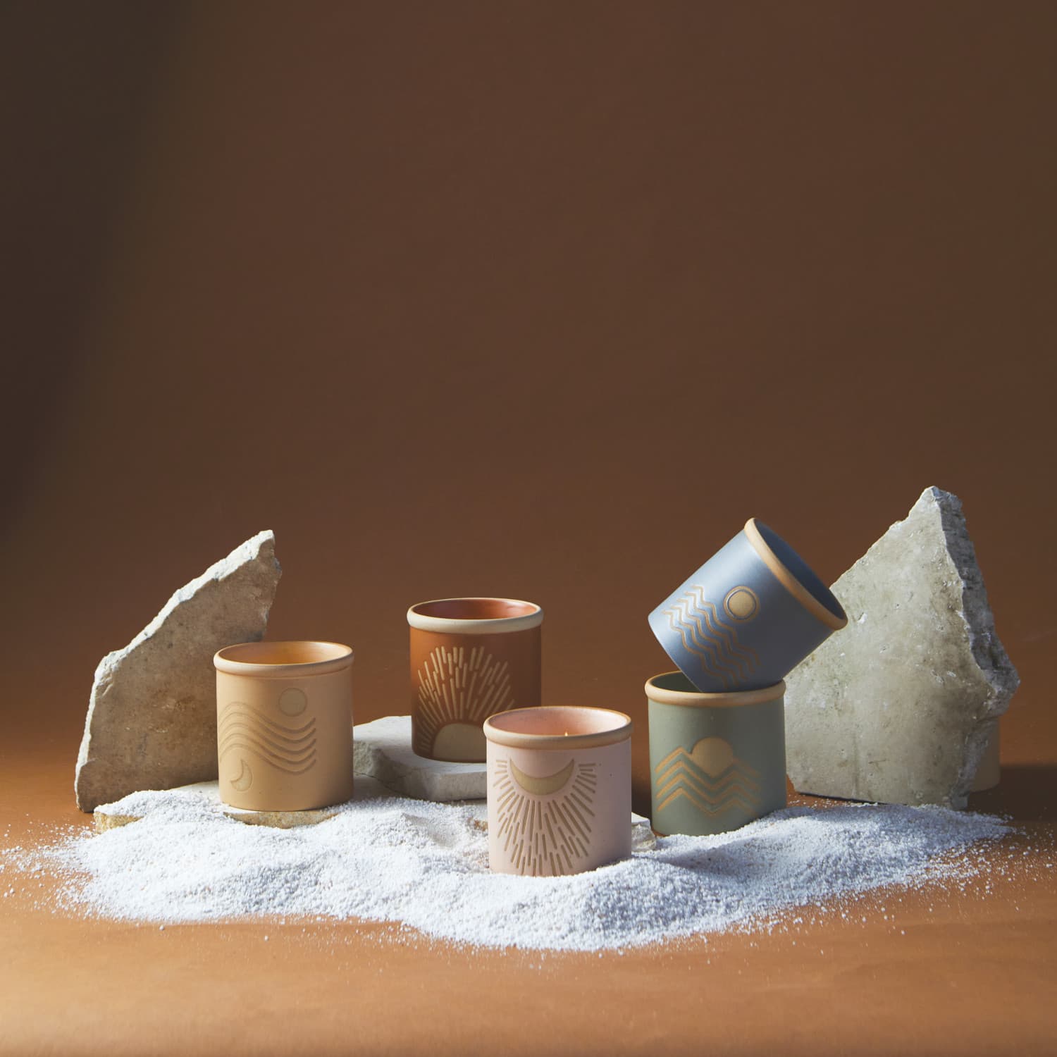 Świeca sojowa w ceramice - Paddywax Dune – inne ujęcie